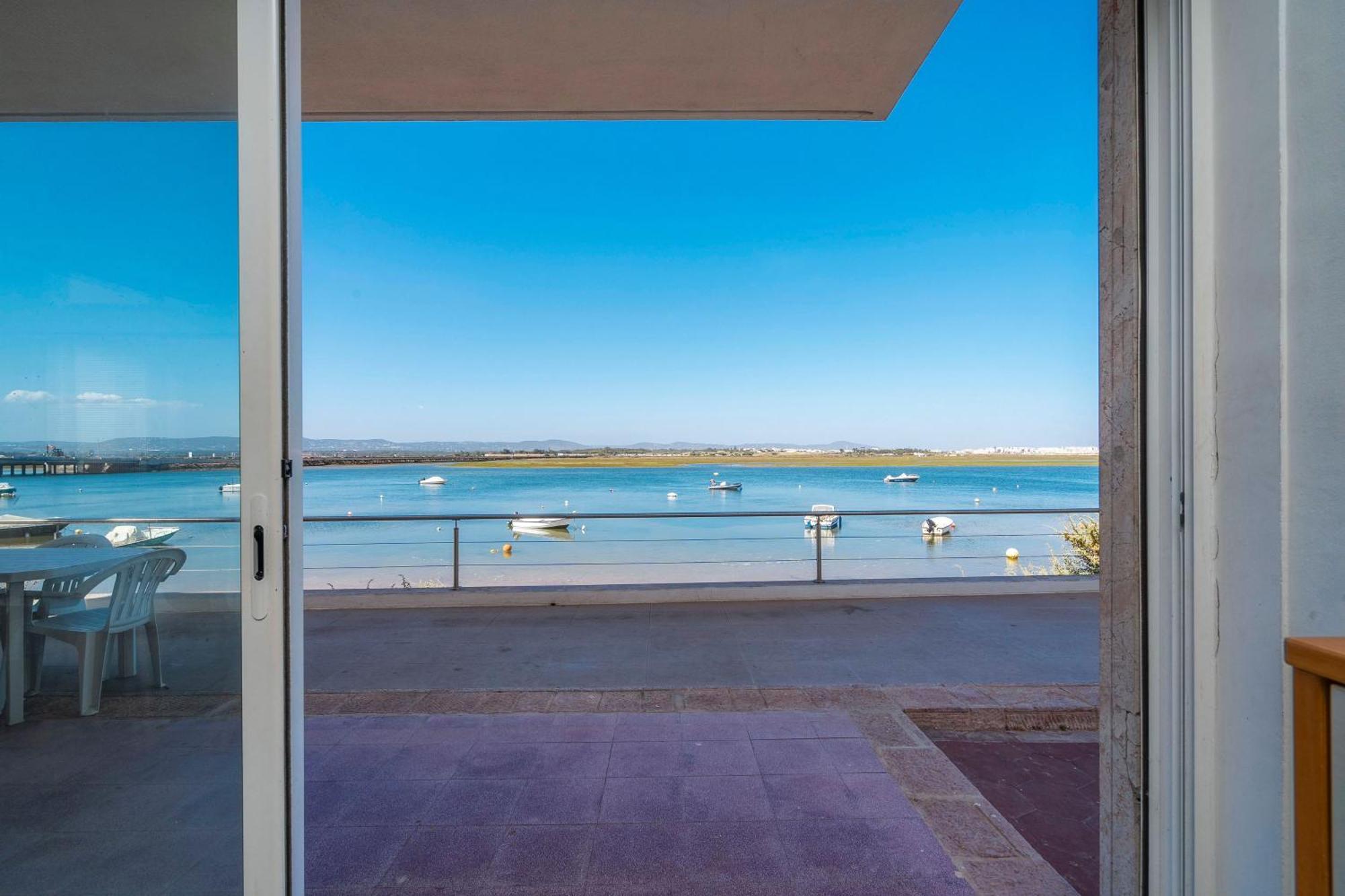 Sundance Beach House Faro Exterior photo